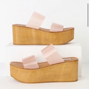 NWB Steve Madden Confession Blush Platform Sandal